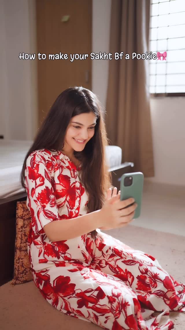Instagram post by @_mugdhaa for Airtel. Caption reads: #Ad Share this with your Long Distance....