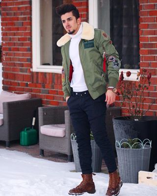 Instagram post by @kazzaz_ for Men’s Fashion. Caption reads: IT ONLY TAKES ONE PERSON TO BELIEVE IN YOU TO....