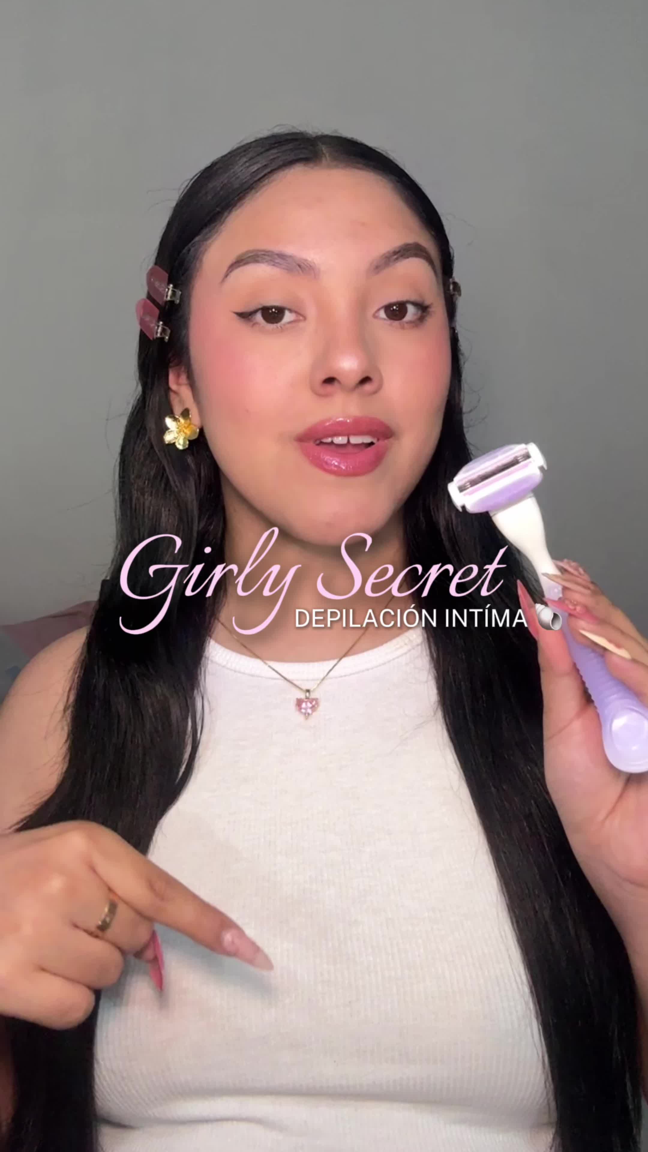 TikTok post by @luzmilagros2111 for Gillette Venus. Caption reads: Girls sin secretos 🩷🐚  #venusgillette....