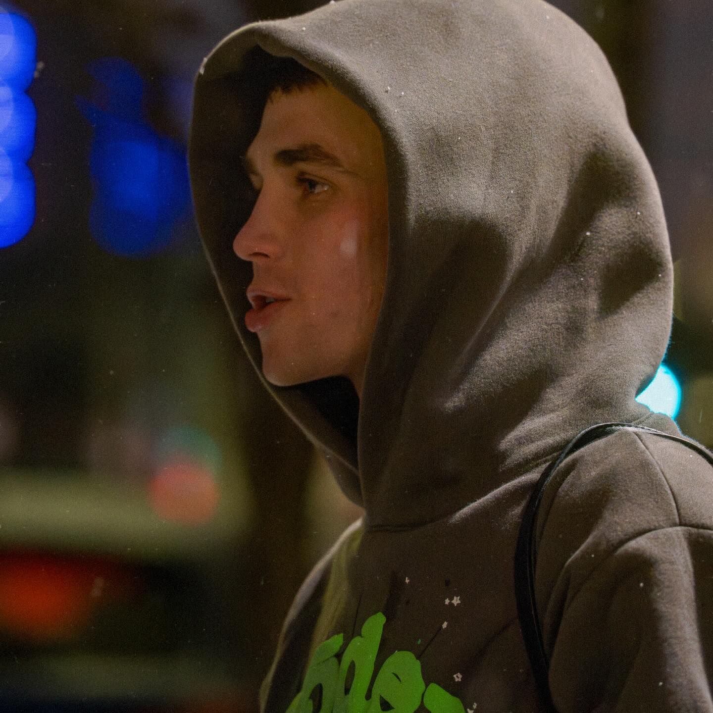 Instagram post by @tomyankelloboxing for BoxRope. Caption reads: [...] 🩻 @theprosbarbershop412 💈 @boxrope ✅🥊....