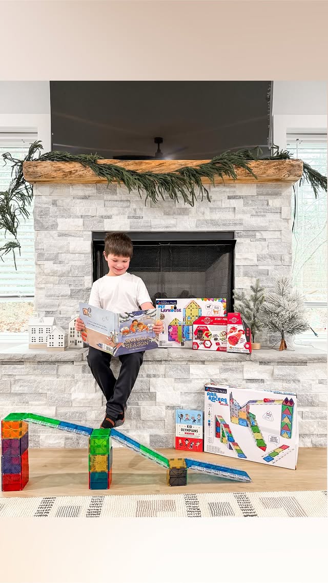 Instagram post by @courtney_sherrill_ for BabbleBoxx. Caption reads: [...] in one easy roundup thanks to....