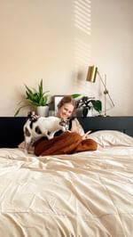 Instagram post by @etcbysarah for Coop Sleep Goods. Caption reads: let’s do a little bedroom reset together 💫
 
i’ve....