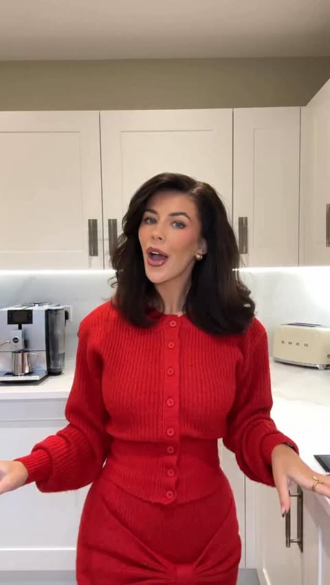 Instagram post by @bobbiaston for Pooch and Mutt. Caption reads: [...] for Prince & Romeo with the help of....