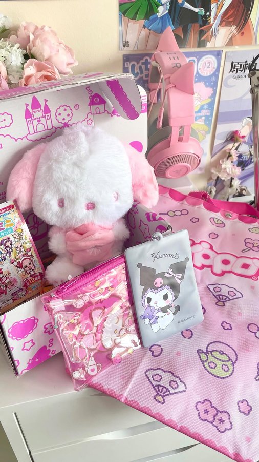 Instagram post by @owonotes for Kawaii Box. Caption reads: Unboxing my April @kawaiibox 🫶💖🌸 Hi everyooone!....