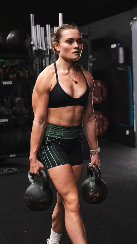 Instagram post by @_lucyprocter for Esn. Caption reads: Melbourne Major ⏳ A qualification spot for World....