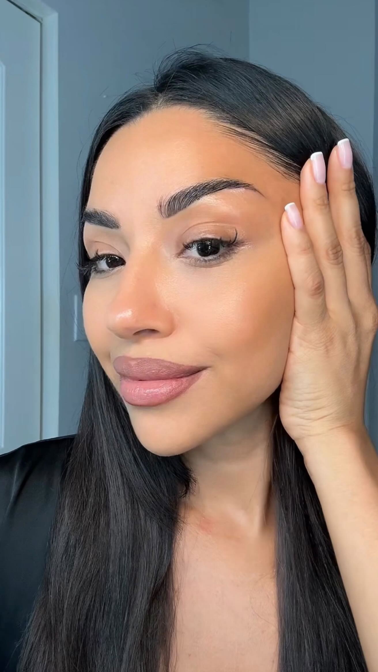 Instagram post by @annalovesu for Keys Soulcare. Caption reads: Intentional, minimal and radiant 🤍
@keyssoulcare....