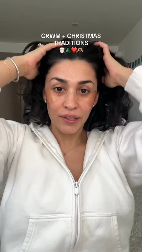 Instagram post by @bayleennicole for true Botanicals. Caption reads: what are your favorite holiday traditions?!?!....