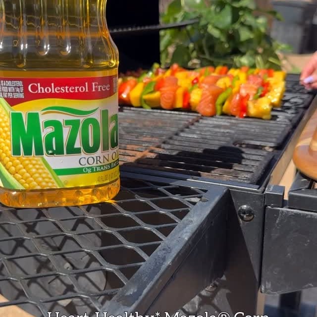 Instagram post by @maribcooking for Mazola. Caption reads: #ad Summer’s here! It’s time to take out your....