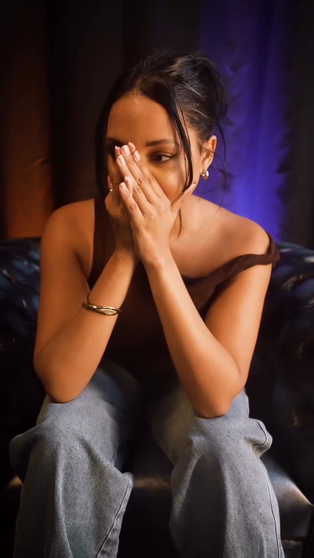 Instagram post by @chianreynolds for ITV. Caption reads: One decision. Two wires. Five seconds to stay....