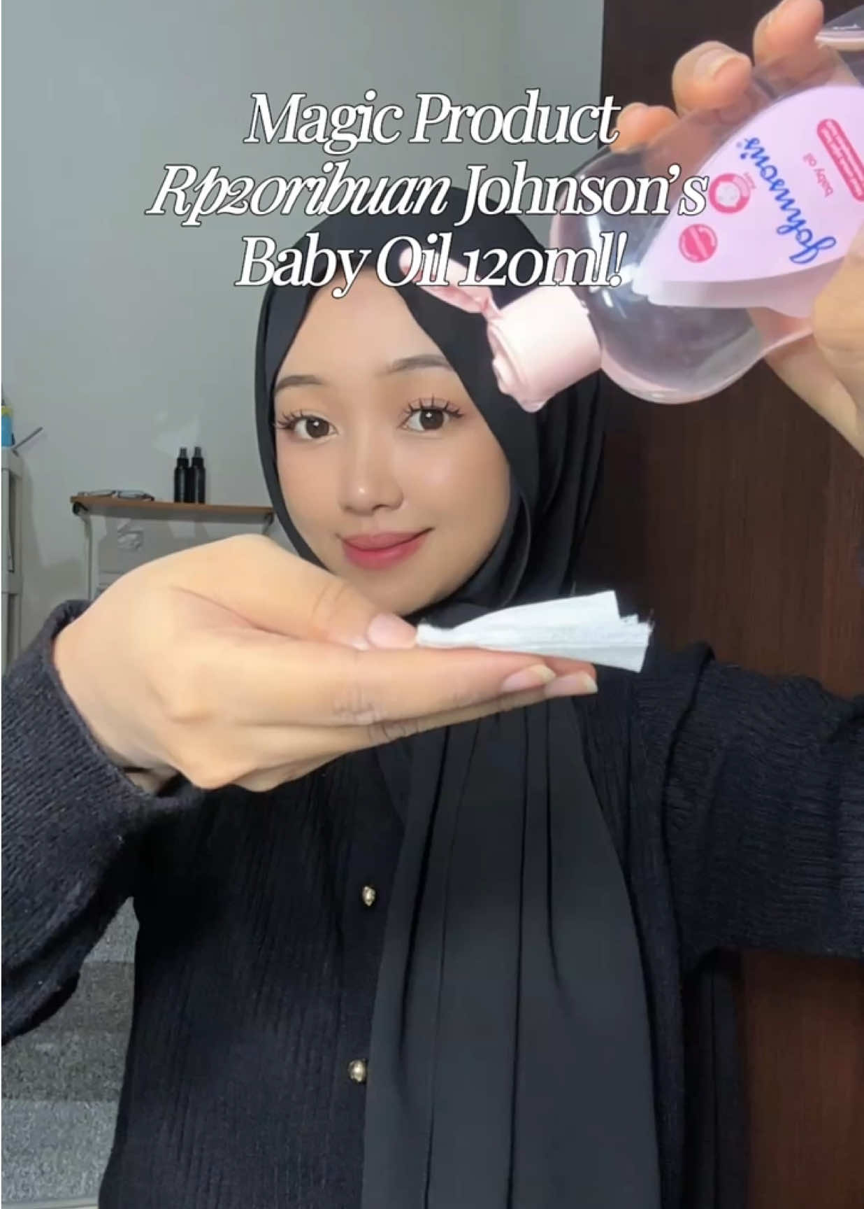 TikTok post by @vivamusadmiora for Johnson’s Baby Indonesia. Caption reads: 1 Magic Product Rp20ribuan ini wajib banget sih....