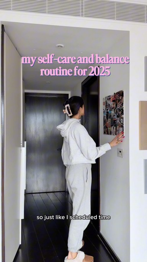 Instagram post by @tamkaur for Skillshare. Caption reads: [...] board goals one class at a time with....