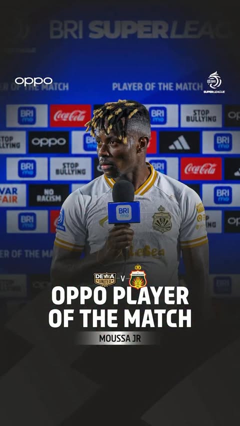 Instagram post by @moussajr10 for OPPO Indonesia. Caption reads: 𝐎𝐏𝐏𝐎 𝐏𝐋𝐀𝐘𝐄𝐑 𝐎𝐅 𝐓𝐇𝐄 𝐌𝐀𝐓𝐂𝐇 Dewa....