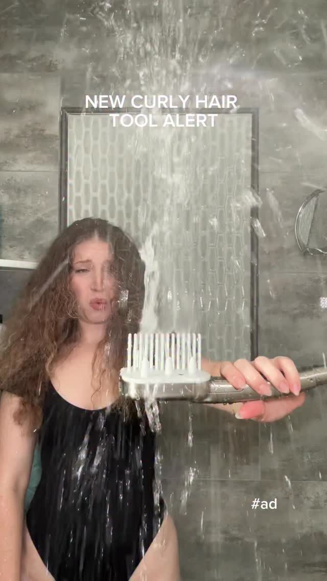 Instagram post by @itsbarbiedelle for Delta Faucet. Caption reads: #ad Comment “DETANGLE” and I’ll send you the link!....