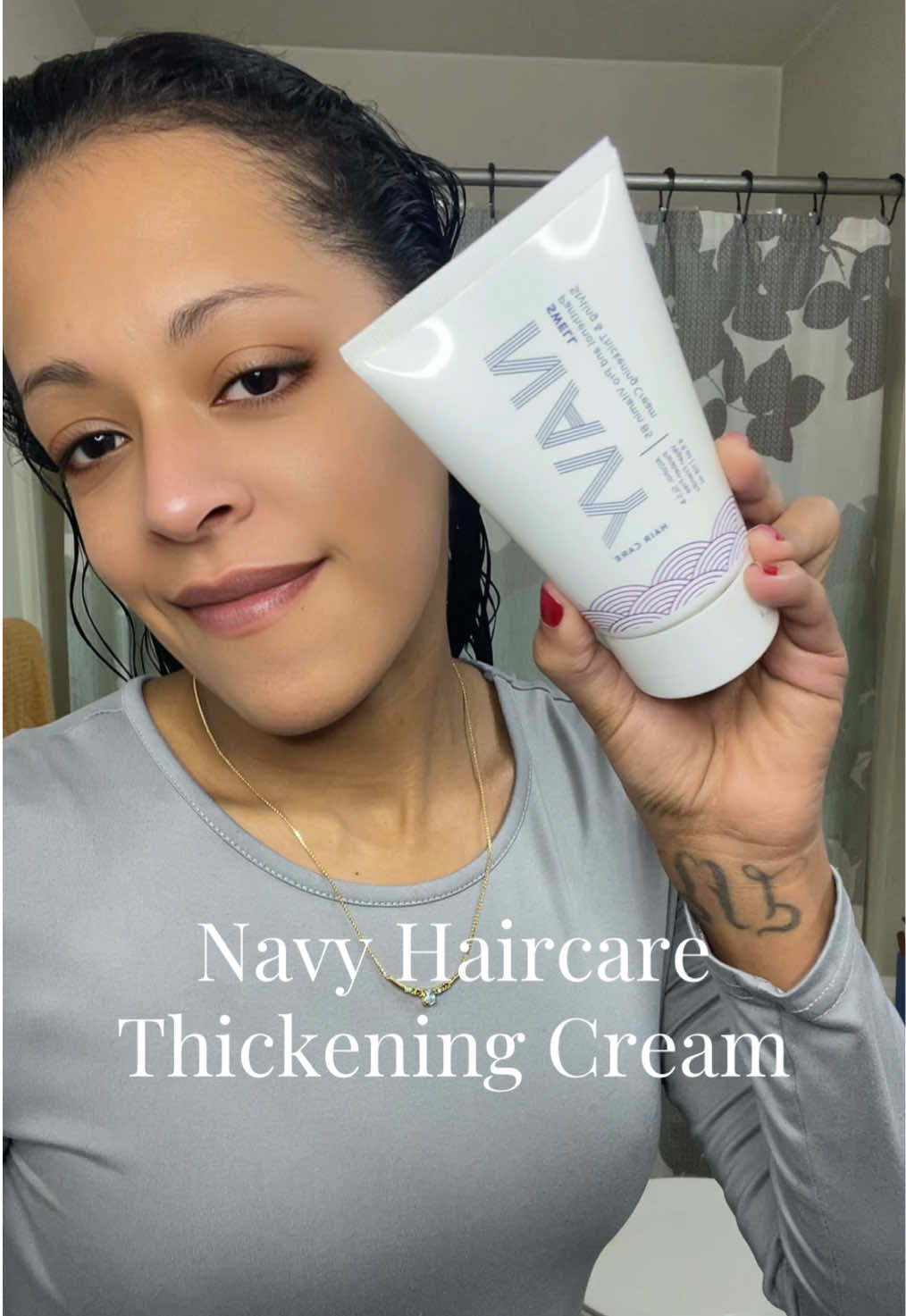 TikTok post by @bianca_xb for NAVY Hair Care. Caption reads: [...] ✨ Click the link below to order your....