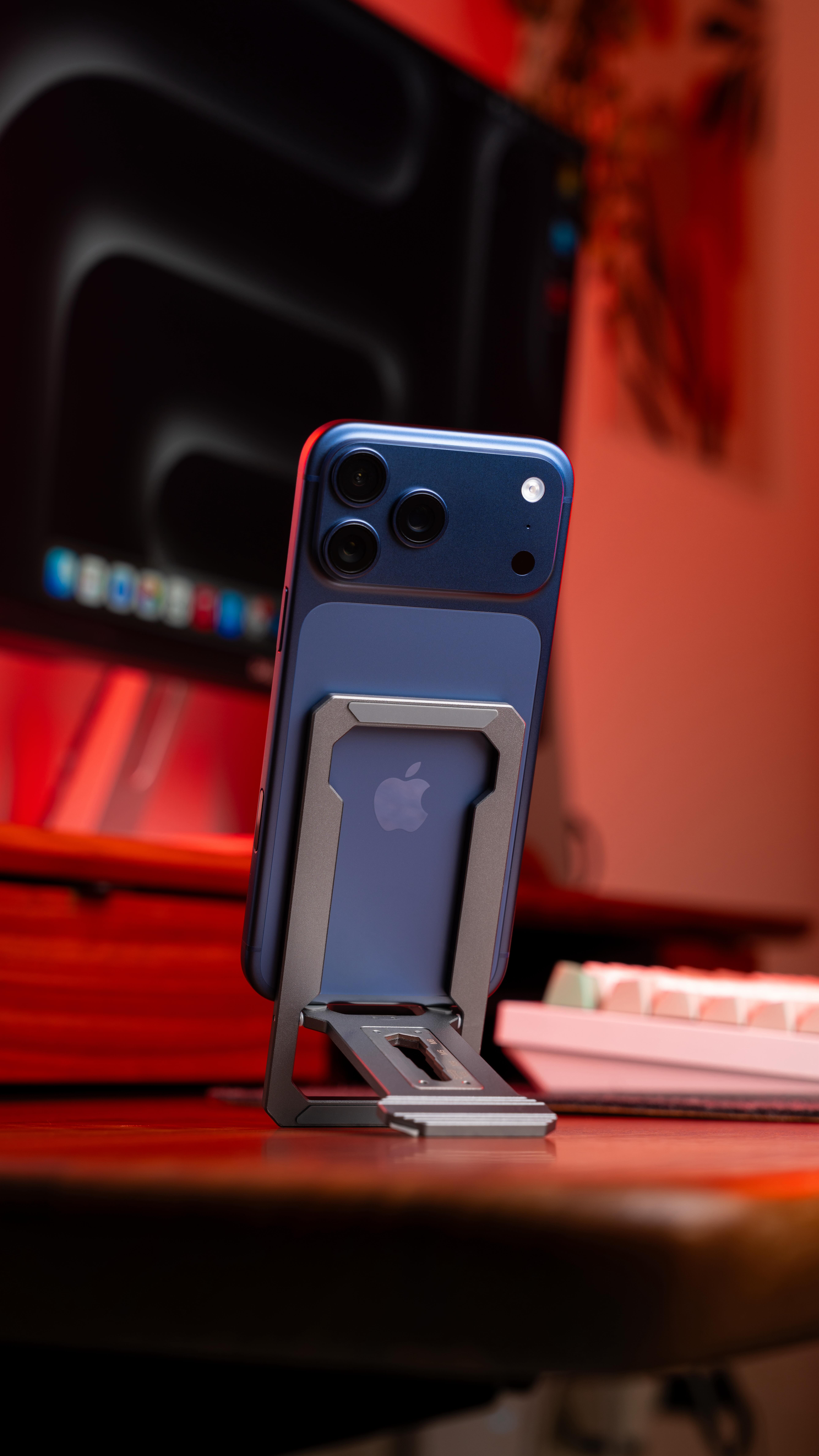 Instagram post by @edc_tech_ for KUXIU. Caption reads: This multi-functional stand from @kuxiutech has....