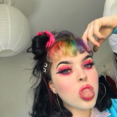 Instagram post by @hollyminto for Beauty Bakerie. Caption reads: [...] the coloured liners) powder from....