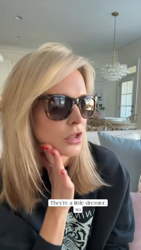 Instagram post by @annabdaly for Peepers. Caption reads: [...] do. I order readers and sunglasses from....