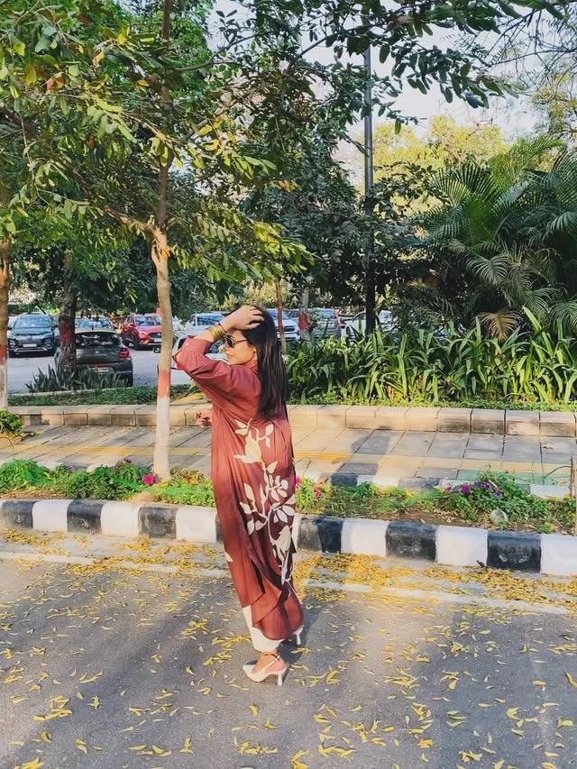 Instagram post by @the_styling_doc_ for Westside Stores. Caption reads: [...] this Beautiful Brown Kurti From....