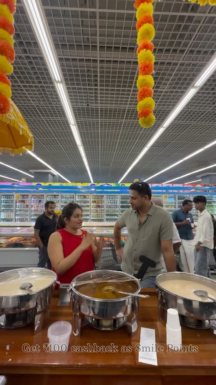 Instagram post by @alda_davis for LuLu Hypermarket BH. Caption reads: Shopping day 🛍️🛒.