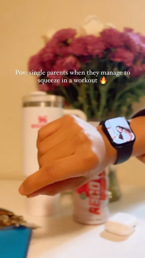 Instagram post by @bloglikeamommy for DrinkRecover. Caption reads: [...] Don’t forget to stay hydrated with....