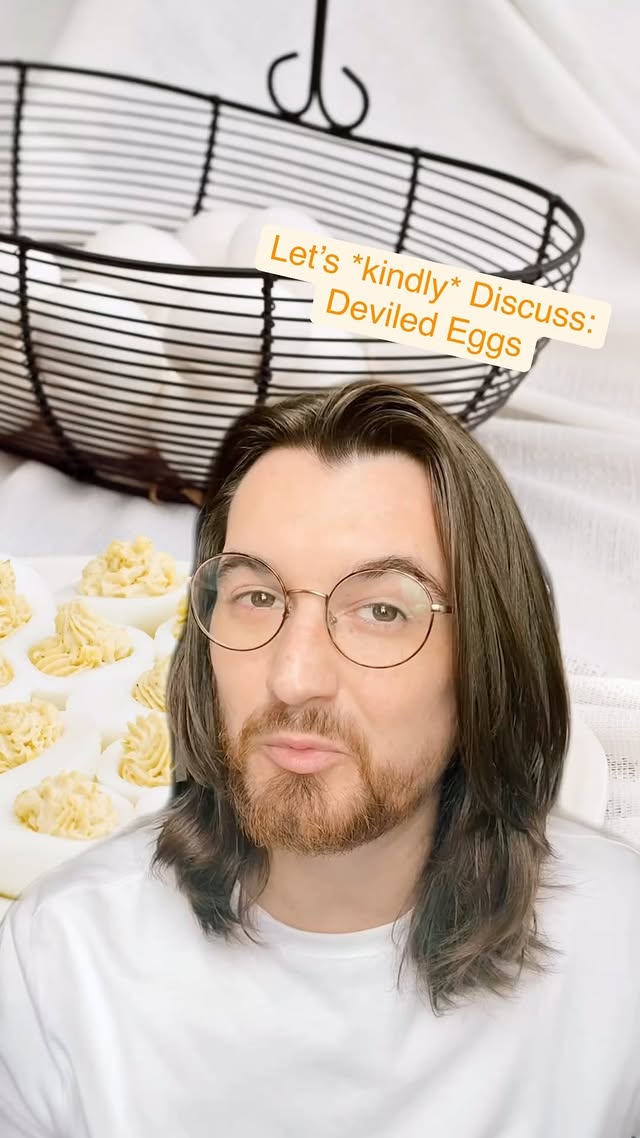 Instagram post by @landontalks for Texas Pete. Caption reads: [...] you add paprika? Did you know adding....