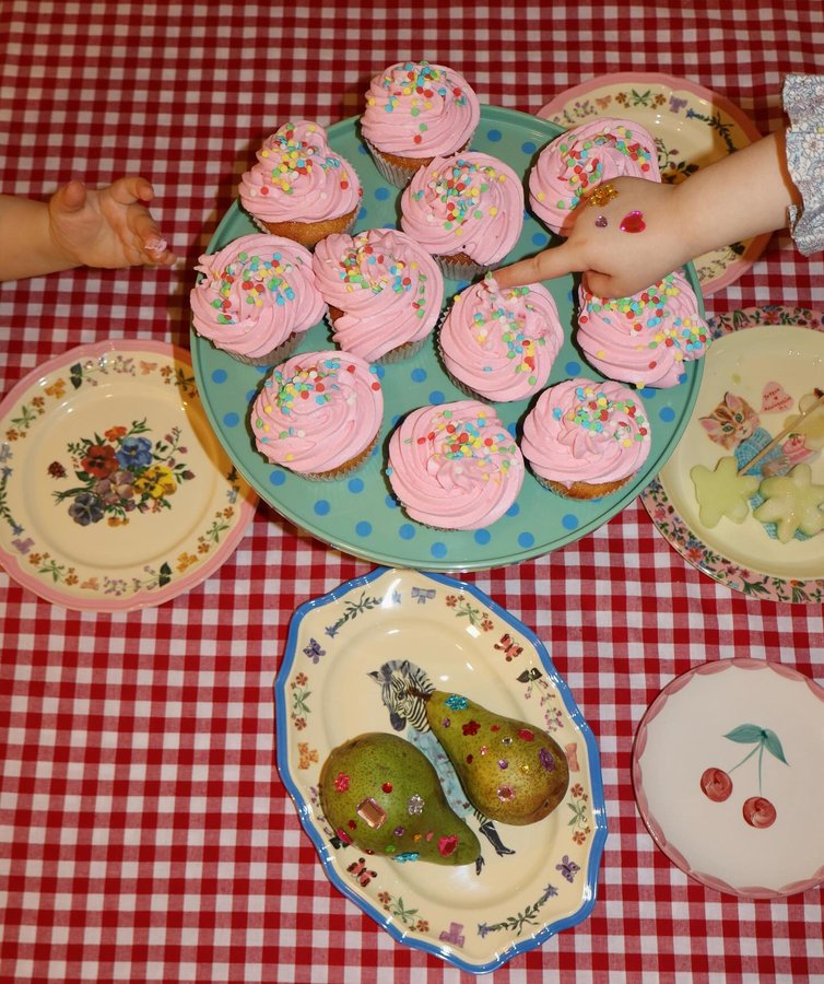 Instagram post by @celinebukulow for Olli Ella. Caption reads: A very colorful carrousel post from the last days....