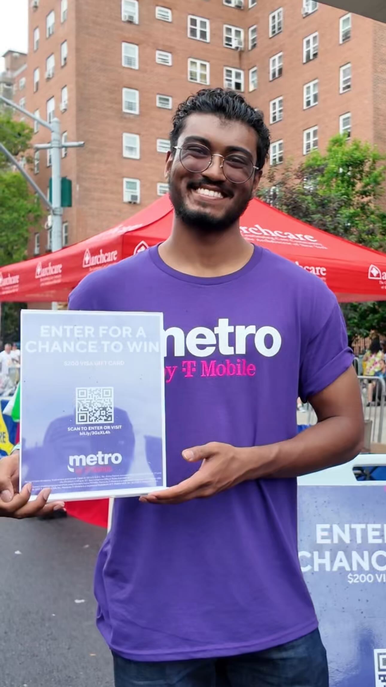 Instagram post by @mega979nyc for Metro by T-Mobile. Caption reads: La Mega y @MetroByTMobile celebrando el orgullo....