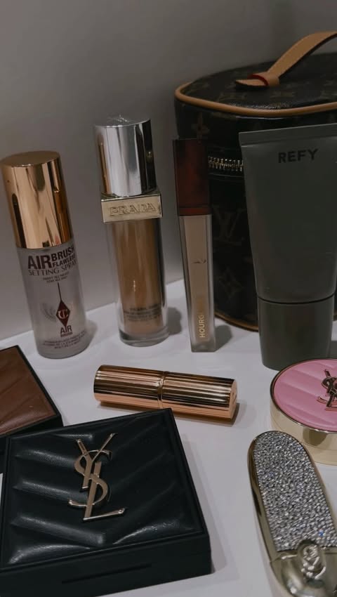 Instagram post by @melodyrdzz for Microsoft Copilot. Caption reads: grwm using @microsoftcopilot !!! 💄💋....
