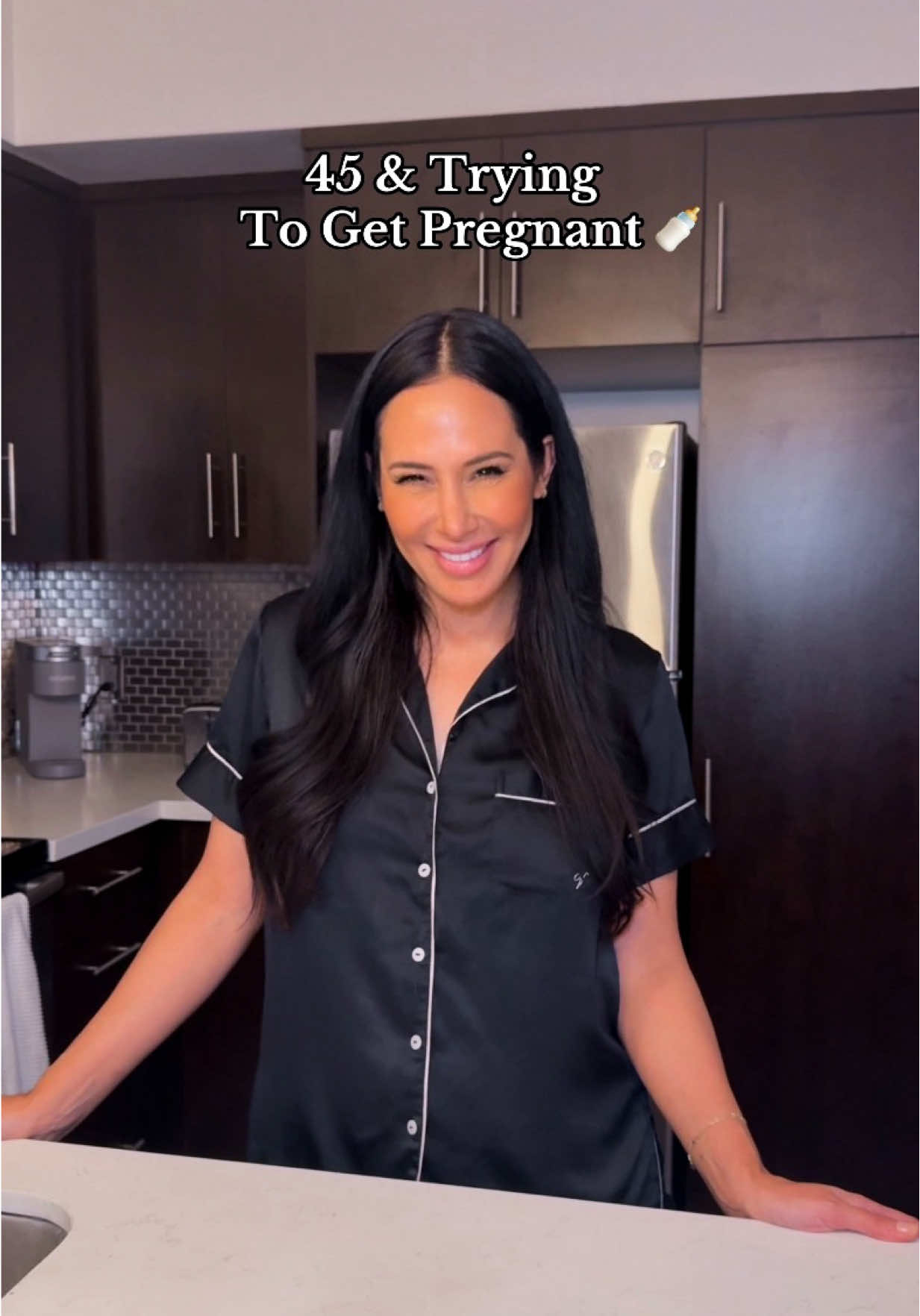 TikTok post by @jodelarosaa for Perelel. Caption reads: [...] to support my fertility naturally 🍼....