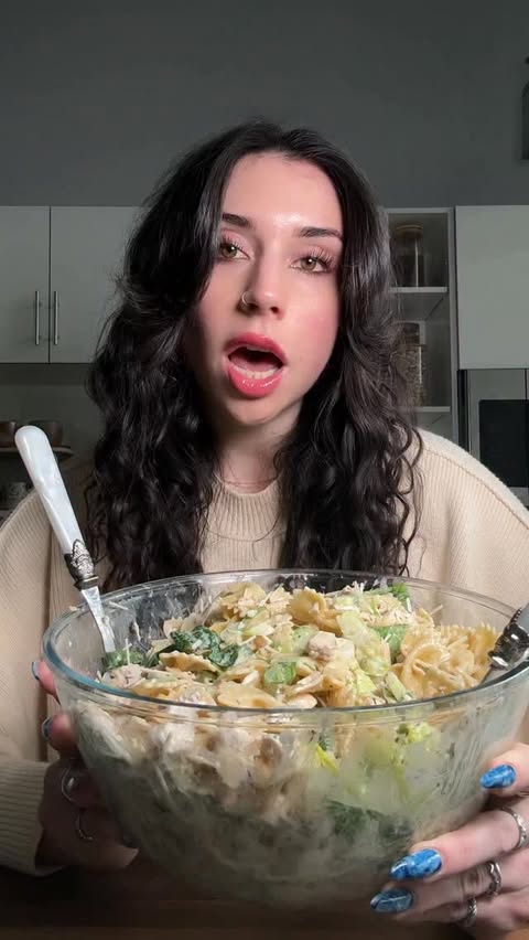 Instagram post by @mariannas_pantry for Primal Kitchen. Caption reads: [...] and thank me later. #sponsored....