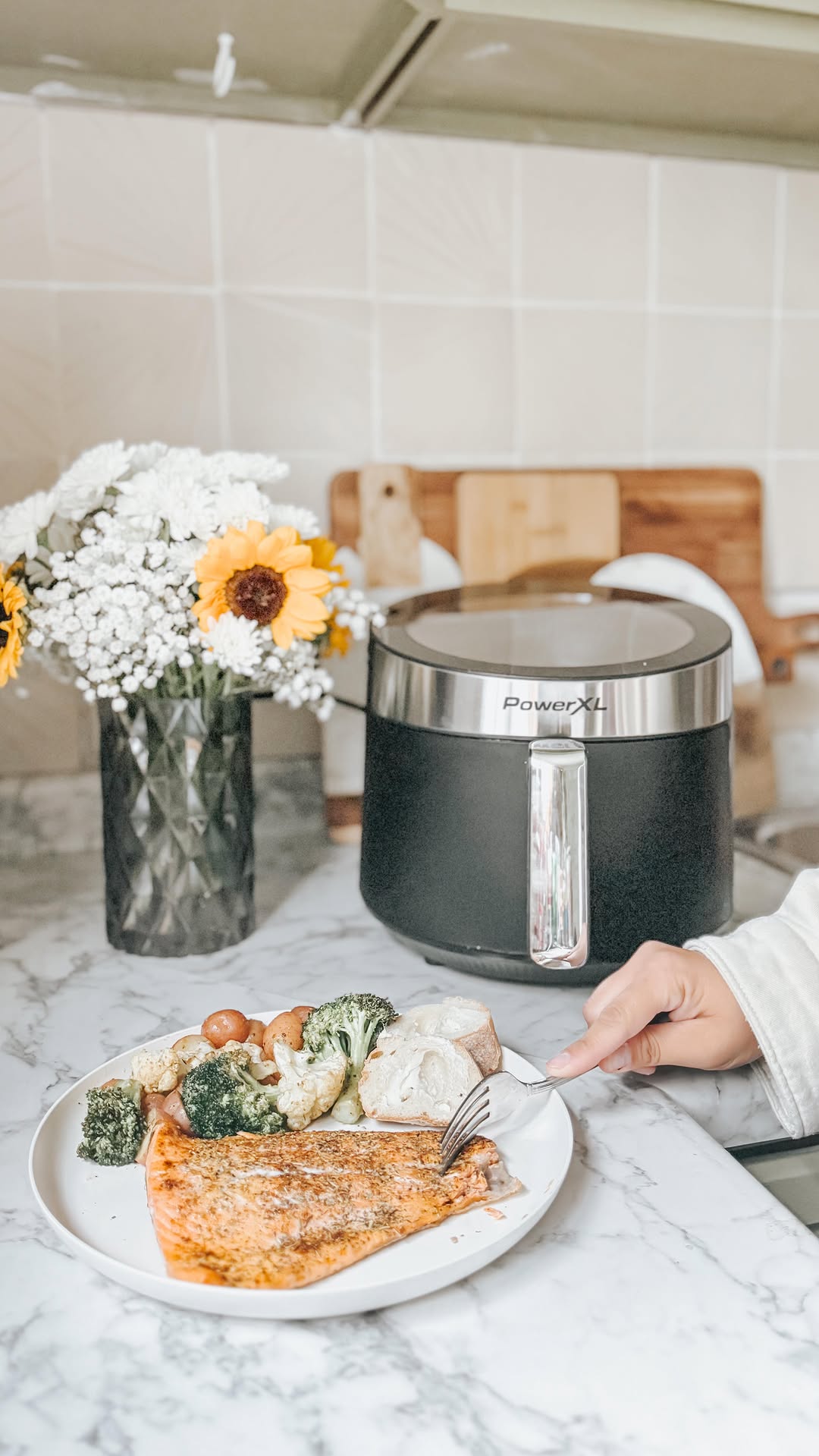 Instagram post by @mrscarr_ for PowerXL. Caption reads: #ad I am always looking for a way to make dinners....