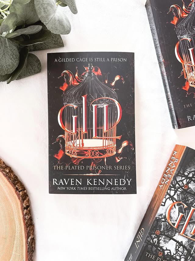 Instagram post by @elle.g.reads for Bloom Books. Caption reads: B O O K • R E V I E W ✨ #ad Thank you @read_bloom....