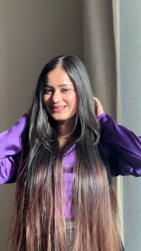 Instagram post by @galcy__ for Love Beauty and Planet. Caption reads: [...] Oil = frizz-free, shiny hair 😍....