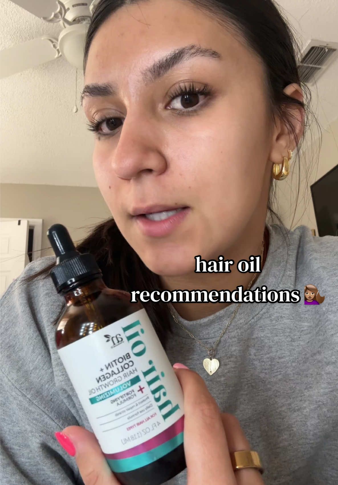 TikTok post by @caliturnedtx for artnaturals. Caption reads: [...] it's crazy how quick my hair grows....