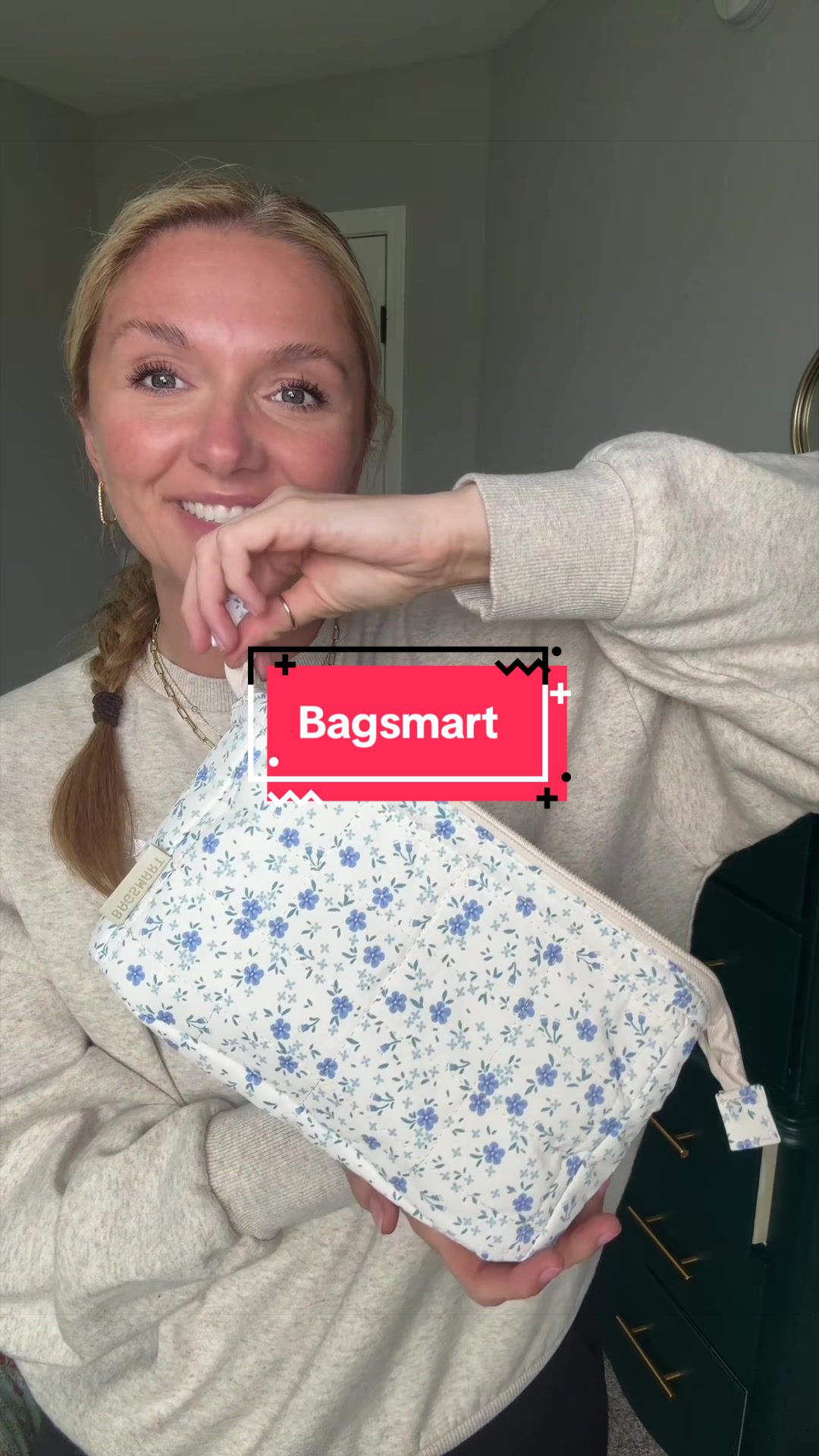 TikTok post by @becky_da_1987 for Bagsmart. Caption reads: @BAGSMART the BEST makeup bag #bagsmart [...].