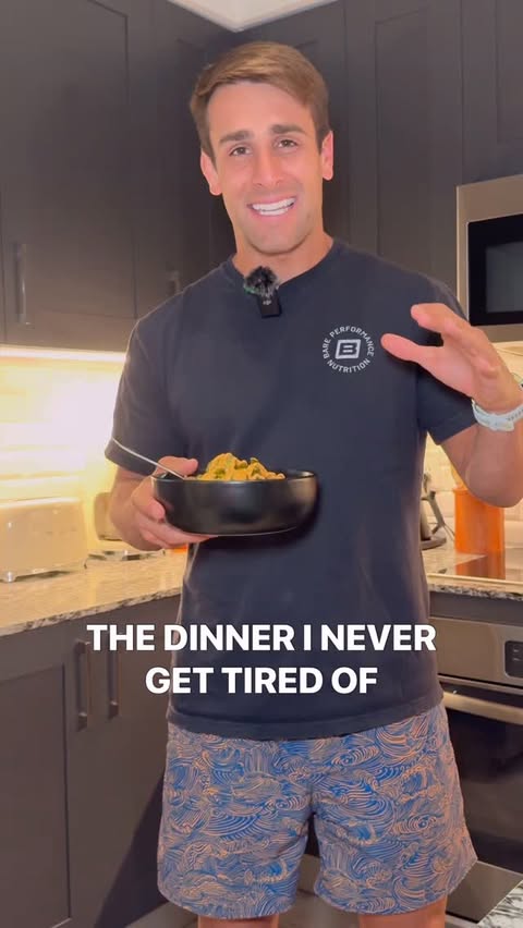 Instagram post by @joeymiuccio for Kettle & Fire. Caption reads: A dinner I never get tired of.

Simple,....