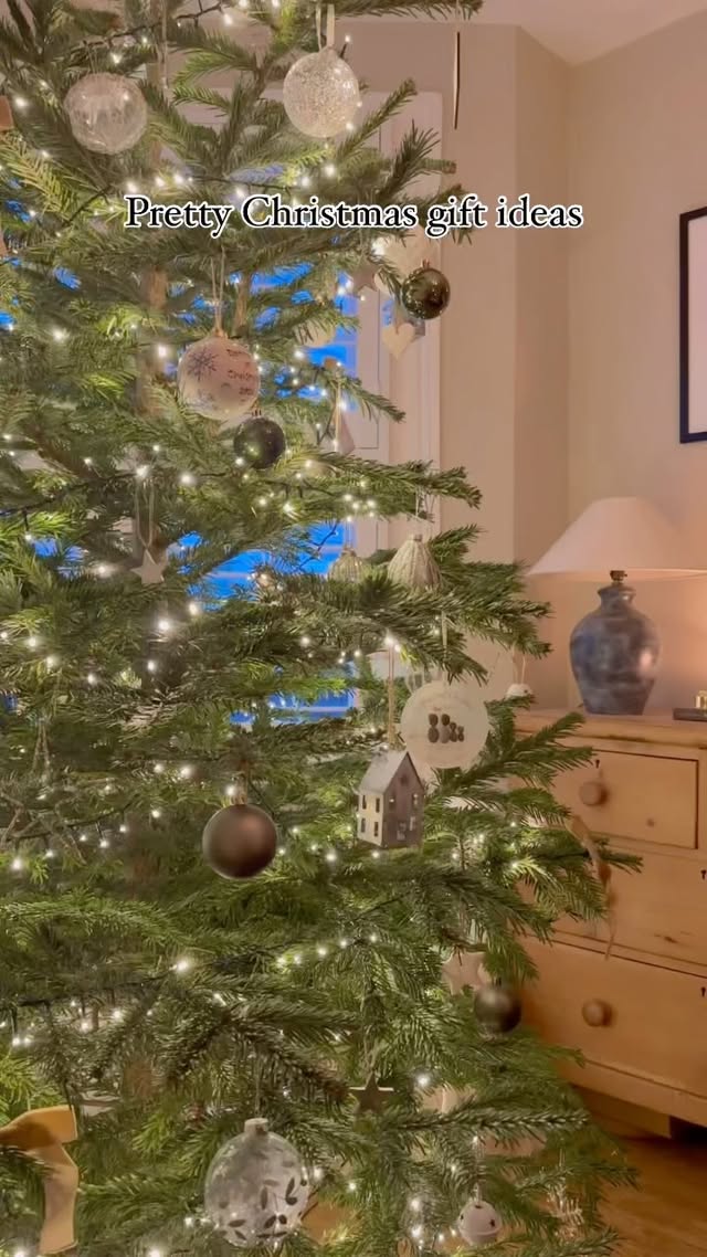 Instagram post by @sammiesvictorianhome for Liewood. Caption reads: [...] from @naturalbabyshower 🎄 We chose two....