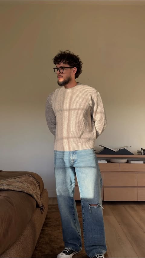 Instagram post by @arthurtparra for Eyebuydirect. Caption reads: been loving my new frames from @eyebuydirect the....