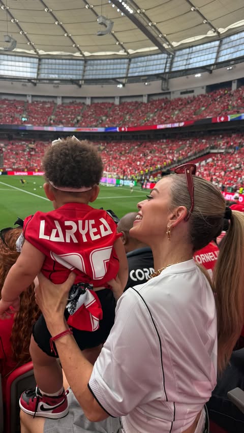Instagram post by @melaniepace for Tiffany & Co.. Caption reads: Outfit for game 3 @fifaworldcup! 🇨🇦....
