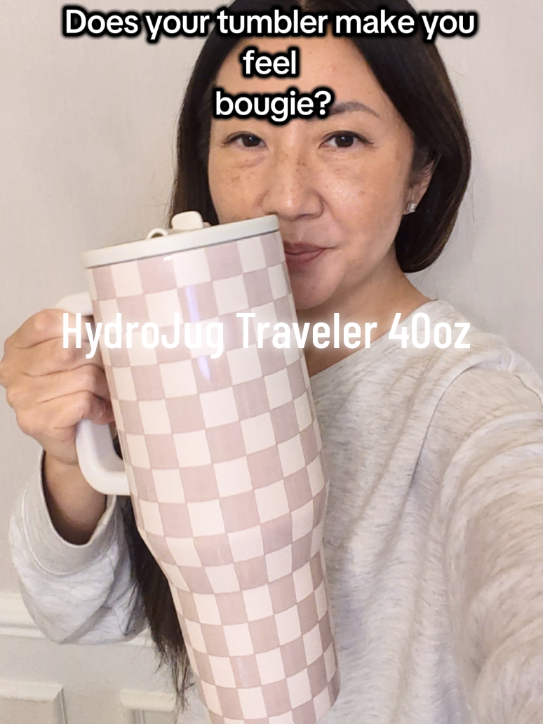 TikTok post by an influencer for HYDROJUG. Caption reads: HydroJug Traveler 40oz will keep you [...].