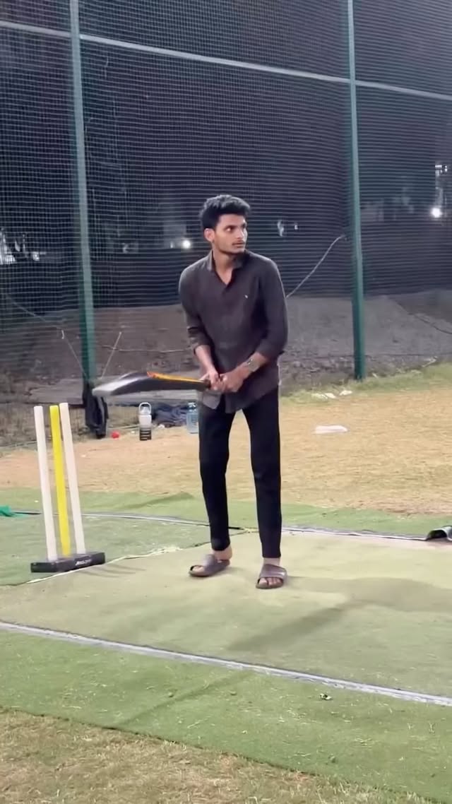 Instagram post by @adityadere_ for ICC T20 World Cup. Caption reads: मॉल मधे खूप मज्जा केली 😅 mini vlog Watch IND vs....