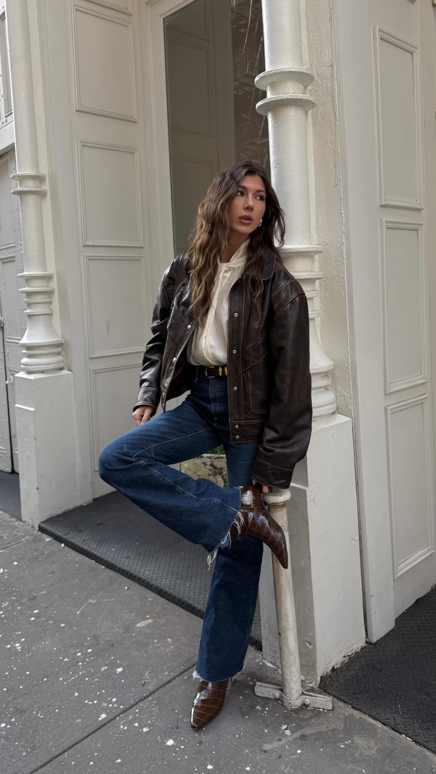 Instagram post by @rachelgracewilson for Kenneth Cole. Caption reads: Name a better fall staple shoe @kennethcole....