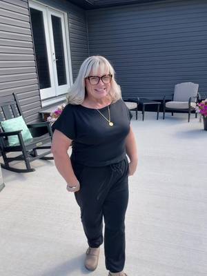TikTok post by @resale_queenn for PrettyGarden. Caption reads: #jumpsuit #jumpsuits @PrettyGarden.