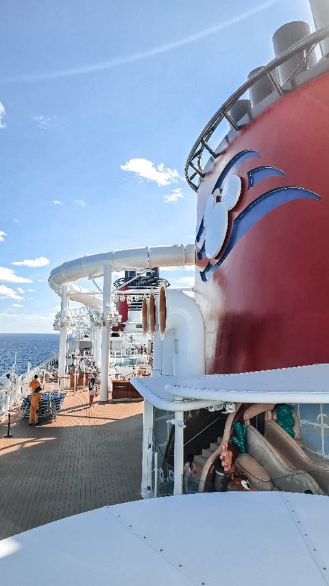 Instagram post by @julietandbeyond for Undercover Tourist. Caption reads: Disney Cruises vs Disney World... what you need to....