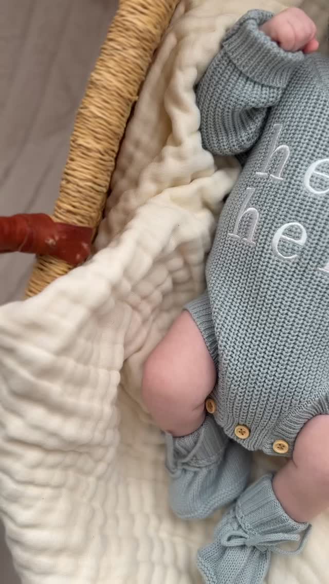 Instagram post by an influencer for Avalia Kids. Caption reads: Never want to forget how little he was 🥹 I....