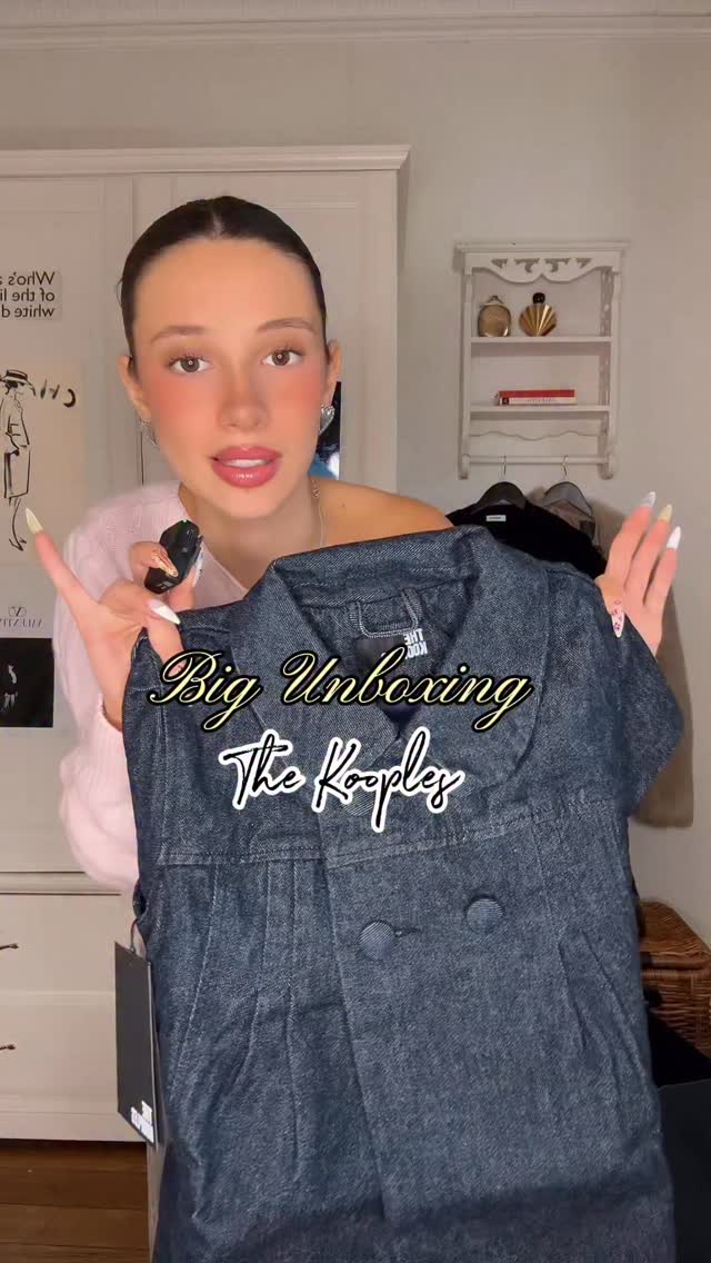 Instagram post by @emmyvmp for The Kooples. Caption reads: Merciii @thekooples 💞.