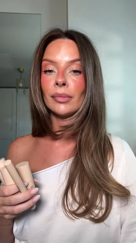 Instagram post by @ellesuttonlowe_ for INGLOT COSMETICS. Caption reads: AD summer wedding skin is the only thing on my hit....
