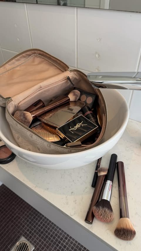 Instagram post by @paigekennedy for Rebecca Vallance. Caption reads: [...] 

Beautiful dress @theluxe_closet....