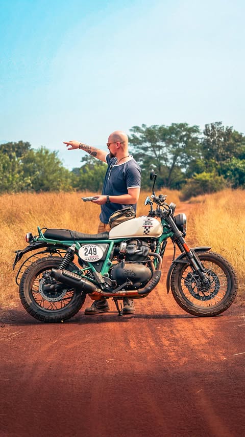 Instagram post by @mrdarcyandtheolman for DJI. Caption reads: Big shots, Tiny setup. 🤯

The DJI Neo 2 has been....