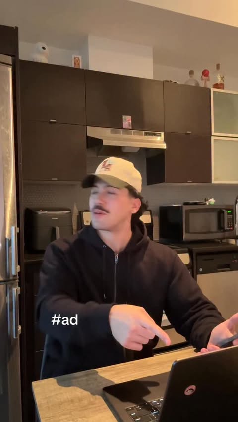 Instagram post by @lucaslopezvt for Cash App. Caption reads: If your son doesn’t have your back, @cashapp does.....